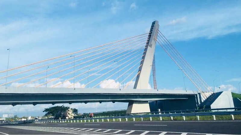 Tujuh ruas tol ditargetkan beroperasi pada bulan Mei 2018 ini.
