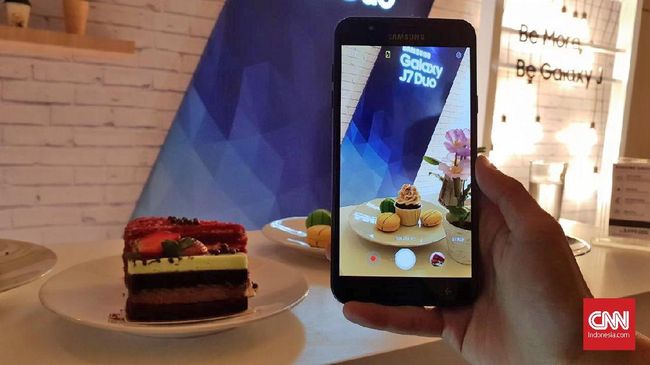 Samsung Galaxy J7 Duo Andalkan Kamera Ganda