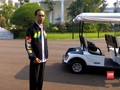 VIDEO: Jokowi Pamer Jaket Asian Games 2018 di Depan Siswa SMA