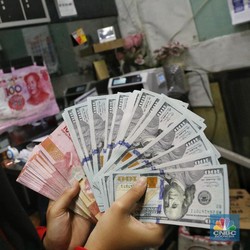 Dolar Sentuh Rp 14.000, Risiko Utang Indonesia Melonjak