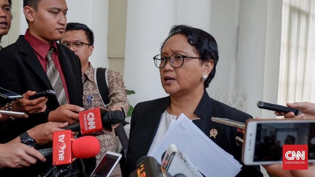 Bertemu Menlu PNG, Menlu RI Paparkan Kemajuan Papua