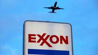 Wah, Raksasa Migas AS Chevron & Exxon Bahas Merger!