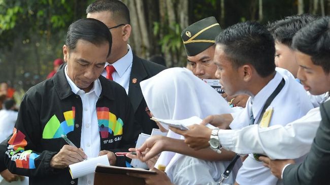 66 Model Jaket Jokowi Terbaik