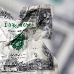 Dedolarisasi Bikin King Dolar Alami 