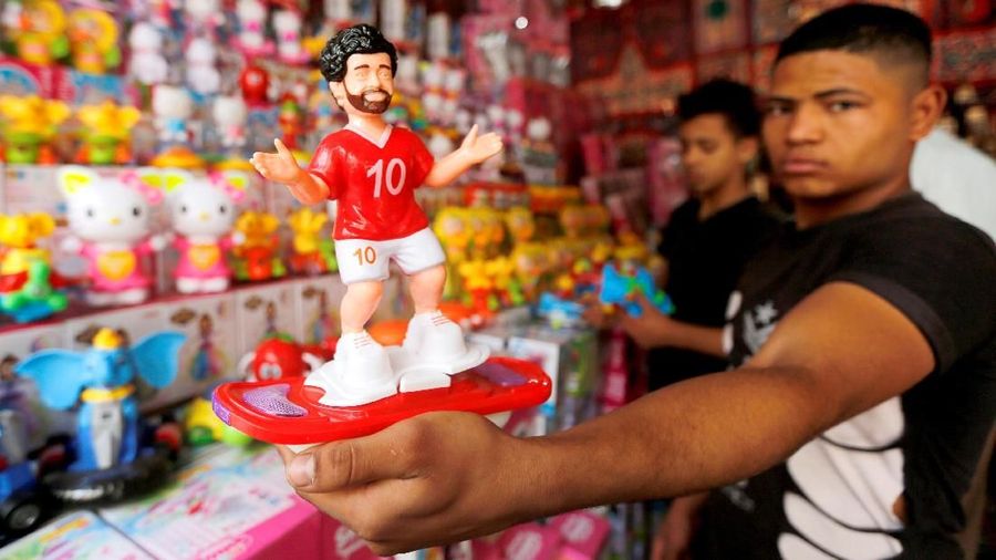 Pemain sepak bola Mohamed Salah masuk dalam jajaran 100 tokoh paling berpengaruh di dunia yang dirilis oleh majalah TIME, pekan ini.