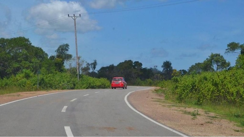 Ketersediaan infrastruktur jalan akan mengembangkan potensi ekonomi dan pariwisata