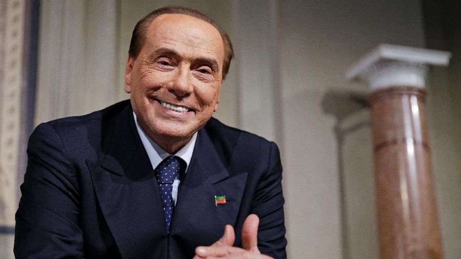 Forza Italia leader Silvio Berlusconi smiles as League party leader Matteo Salvini (not seen) speaks following a talk with Italian President Sergio Mattarella at the Quirinale palace in Rome, Italy, April 12, 2018. REUTERS/Max Rossi
