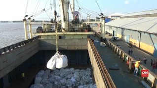 VIDEO: Ribuan Ton Pupuk Ilegal Diamankan di Banjarmasin