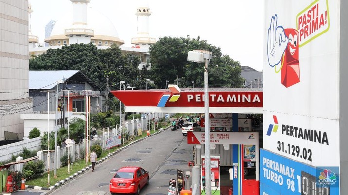 H-4 Lebaran, BBM Kemasan Banyak Diborong Pemudik Memasuki puncak mudik, konsumsi bahan bakar minyak tercatat ada kenaikan. Termasuk untuk bbm kemasan.