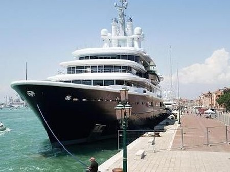 Cerai Miliuner Ini Harus Beri Yacht Rp 6 8 T Ke Mantan Istri