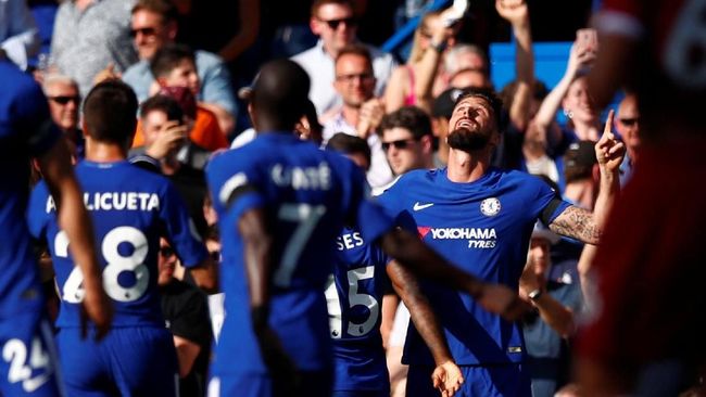 Chelsea Kalahkan Liverpool Berkat Gol Giroud