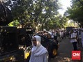 Polisi Interupsi Orasi HTI, Massa Bubar Baca Selawat