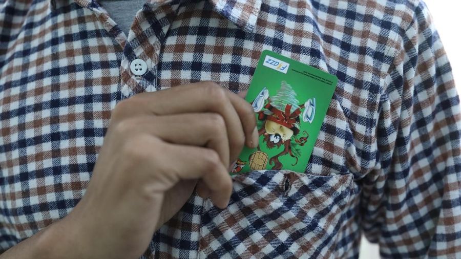 Bank Indonesia (BI) mencatat, ada 5 penerbit uang elektronik yang masih memiliki kepemilikan asing di atas 49%.