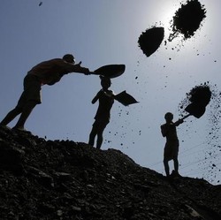 Ambruk 3 Hari! Harga Batu Bara Jatuh ke US$ 98, Terendah Sejak Covid