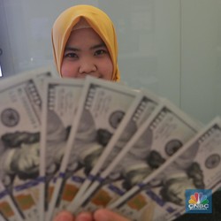 IMF Beri Kode 'Buang Dolar', Maaf RI Sudah Duluan!