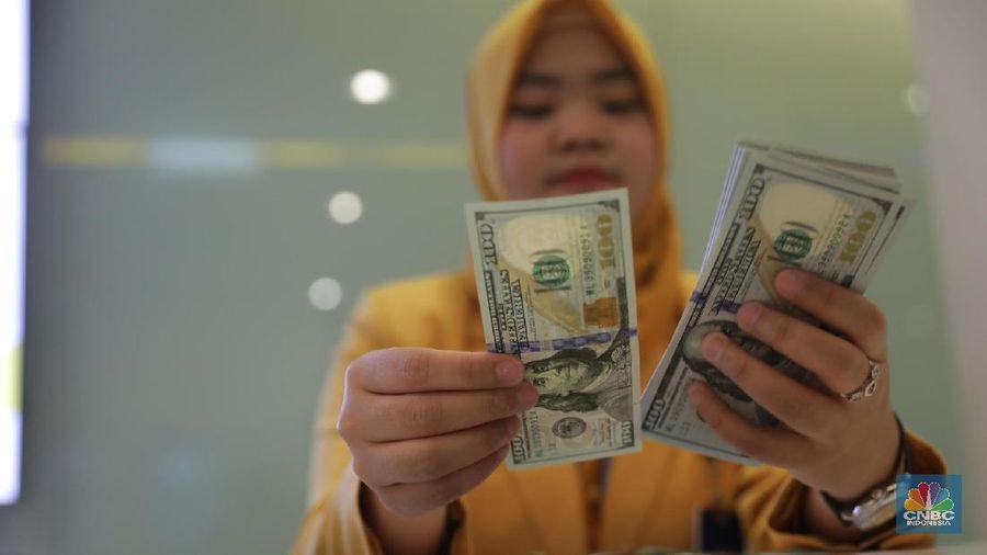 Hari ini, Bank Indonesia (BI) memutuskan menaikkan suku bunga acuan 7 day reverse repo rate sebesar 50 basis poin menjadi 5,25%.