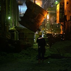 Bakal Kelola Tambang Freeport, Harga Saham Antam Terbang