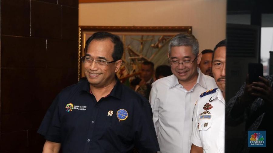 Kereta cepat Jakarta - Surabaya diharapkan mulai konstruksi pada awal 2019.