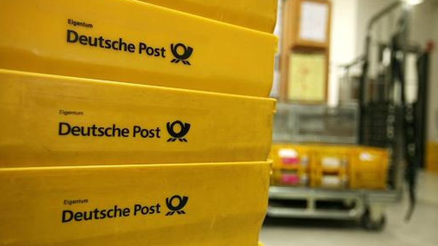 Laba bersih Jerman Deutsche Post DHL Group turun 5,2% di kuartal I-2018 dibandingkan periode yang sama tahun lalu menjadi 600 juta euro.