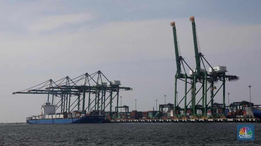 Seluruh proyek itu merupakan milik PT Pelindo IV.