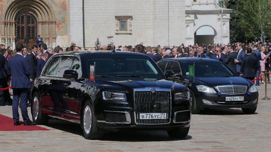 Mobil ini akan bersaing melawan merek seperti Mercedes-Maybach, Bentley, atau Rolls-Royce.