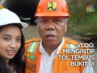 VIDEO: Mengintip Proyek Jalan Tol Tembus Bukit di RI