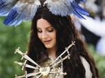 Busana a la Paus, Malaikat, dan Bidadari di Met Gala 2018