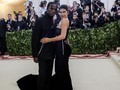 Kylie Jenner sampai Bradley Cooper Pamer Pasangan di Met Gala