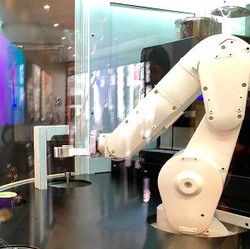 Diambilalih Robot, Puluhan Juta Orang 'Nganggur' di 2030?