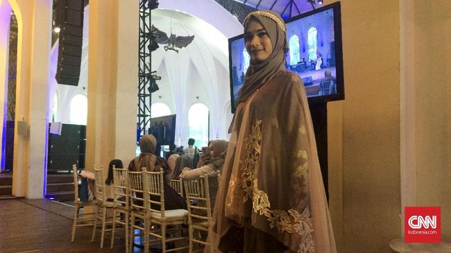 'Damasca', Koleksi Ria Miranda yang Usung Semangat Perubahan