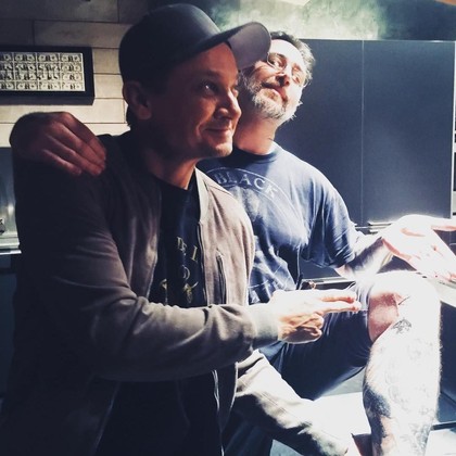 Friendship Goals! 5 Superhero Avengers Kompak Bikin Tato Kembaran Friendship Goals! 5 Superhero Avengers Kompak Bikin Tato Kembaran