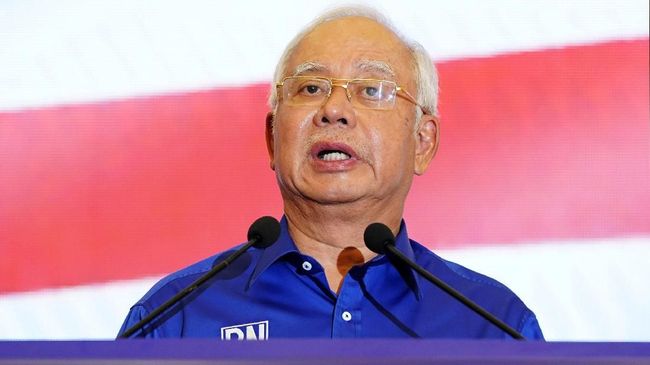 Polisi Geledah Lima Tempat Terkait Najib Razak