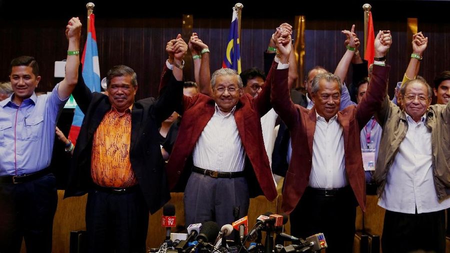Mahathir dan Sejarah Baru Malaysia di Tengah Skandal Korupsi
