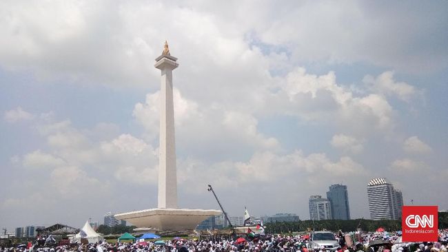 Pemprov DKI Gelar Tarawih Akbar di Monas pada 26 Mei