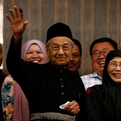 Fitch: Kebijakan Ekonomi Mahathir Bisa Berpengaruh Negatif