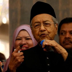 Mahathir: Utang Malaysia Capai 65% dari PDB