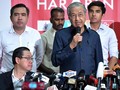 Mahathir Batalkan Proyek Kereta Cepat Malaysia-Singapura