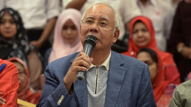 Tumbangnya Najib, PM Favorit Trump dari 'Takhta' Malaysia