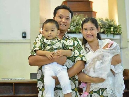 Status Pilu Istri Bayu yang Tewas karena Bom Gereja SMTB Ini Bikin Nangis Status Pilu Istri Bayu yang Tewas karena Bom Gereja SMTB Ini Bikin Nangis