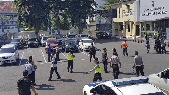 Teror Bom, BI Pastikan Surabaya Jadi Pusat Ekonomi Syariah