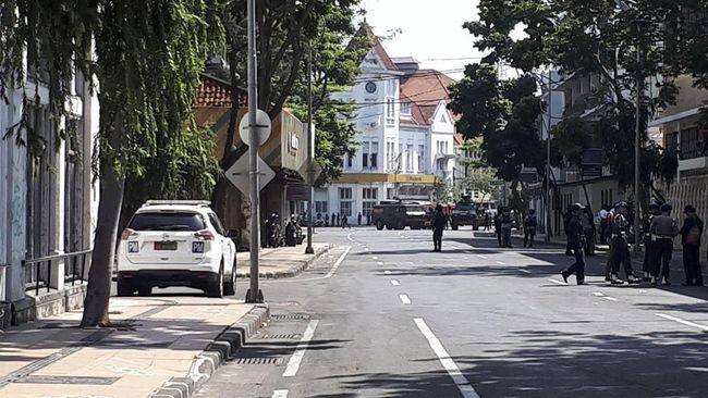 Terisolasi di TKP Bom Bunuh Diri Mapolrestabes Surabaya