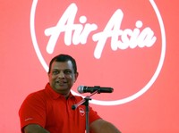 Walah 66 Emiten Kena 'Tato' Bursa, Grup Bakrie hingga AirAsia