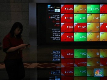 Neraca Dagang Defisit, IHSG Sesi I Tergerus 1,27%