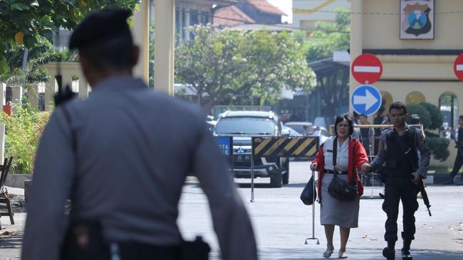 ISIS Klaim Tanggung Jawab Serangan Bom Polrestabes Surabaya
