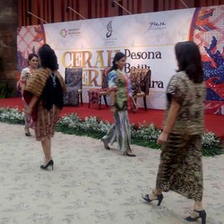 Batik China dan Malaysia Tak Bisa Kalahkan RI