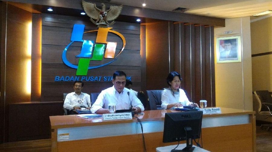 BPS merilis tingkat inflasi pada Mei 2018. Faktor yang mendorong inflasi Mei 2018 di antaranya baju muslim wanita dan daging ayam.