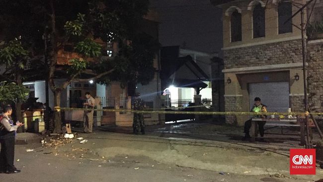 Pasutri yang Ditangkap Densus 88 Pernah Buka Warung Nasi