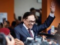 Anwar Ibrahim Jalani Operasi Tulang Belakang di Turki