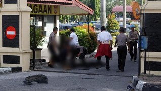 Teror Mapolda Riau, Netizen Sebut #IndonesiaDaruratTeroris