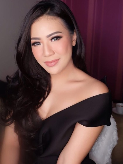 Beauty Influencer Indonesia Pakai Makeup Seharga Motor, Begini Hasilnya Beauty Influencer Indonesia Pakai Makeup Seharga Motor, Begini Hasilnya